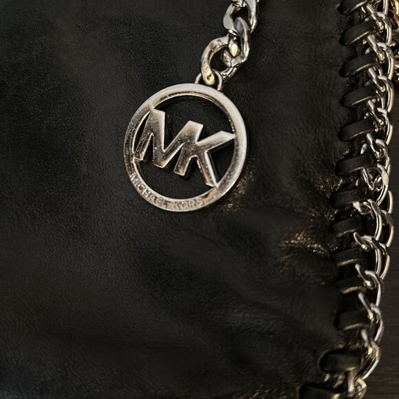 Michael Kors Small Chelsea Messenger Bag Black Leather With Chain - Picture 9 of 9